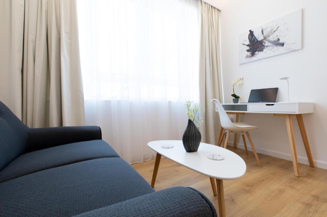 Minimal Apartment In Plaka Ateny Zewnętrze zdjęcie