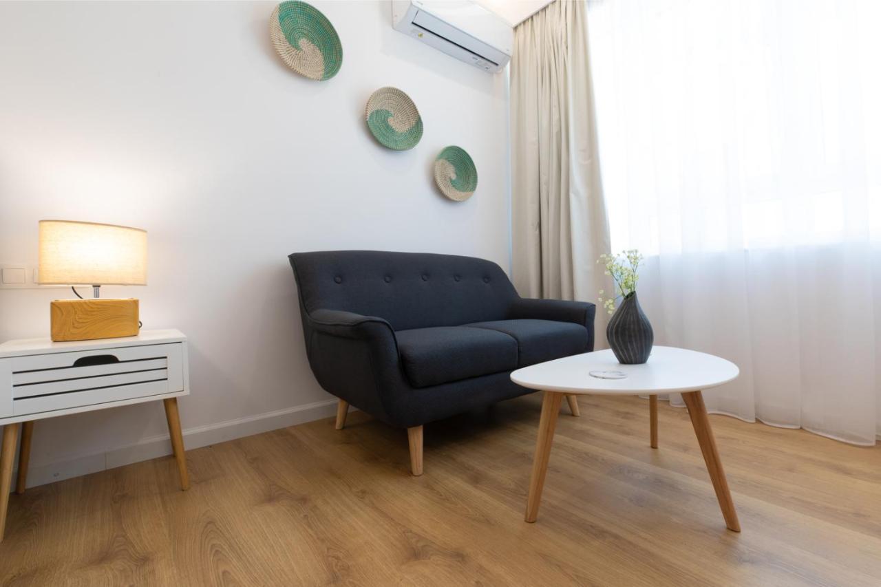 Minimal Apartment In Plaka Ateny Zewnętrze zdjęcie